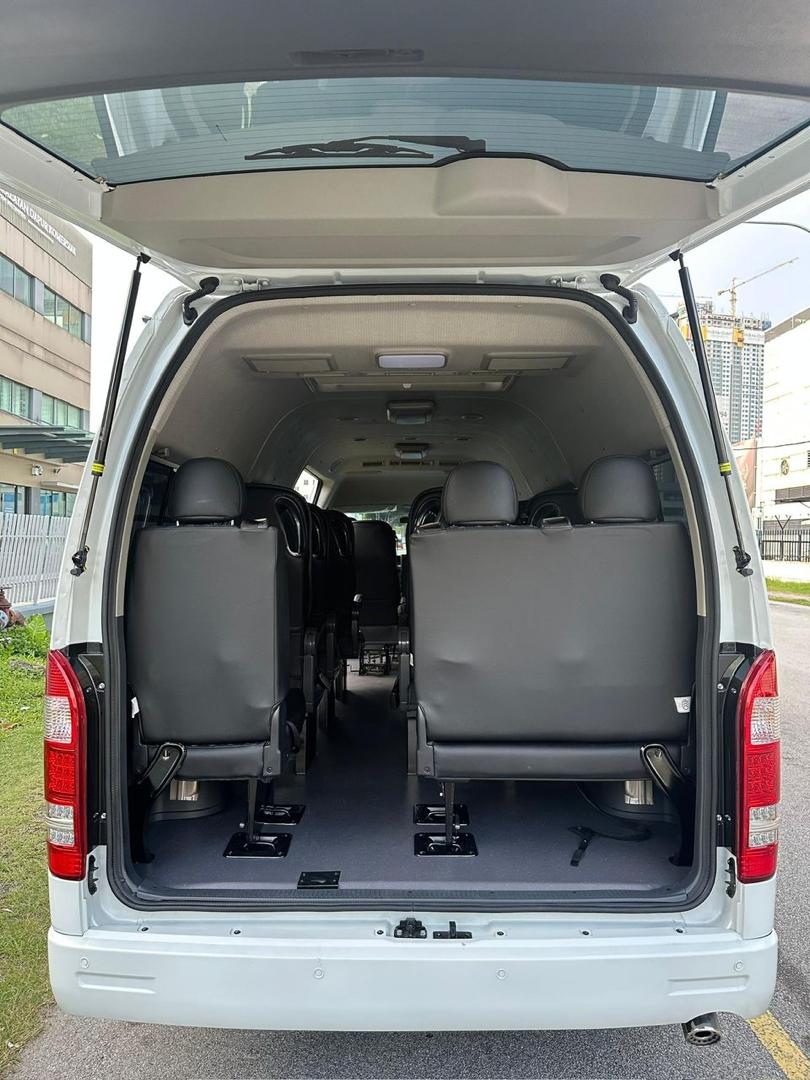 CAM Placer 17 Seaters Manual (4)