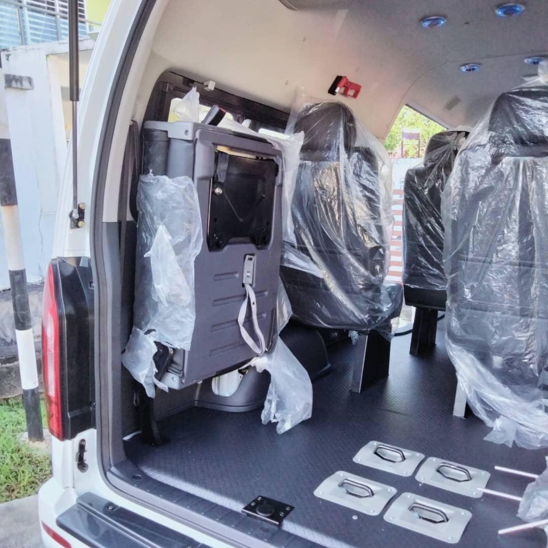 Cam King 15 Seaters Auto (10)