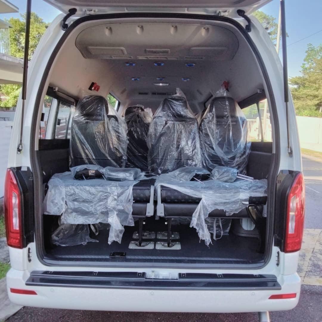 Cam King 15 Seaters Auto (11)