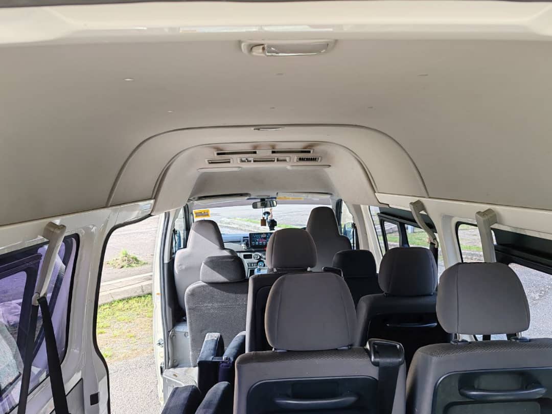 Hiace 11 Seater Manual 2 (3)
