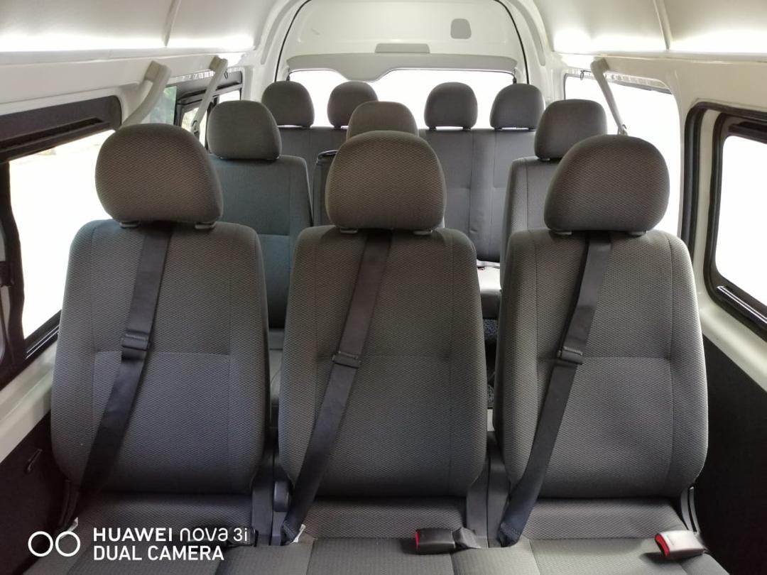 Hiace 11 Seater Manual (3)