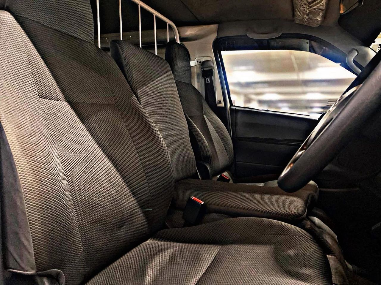 Hiace Panel Van (2)